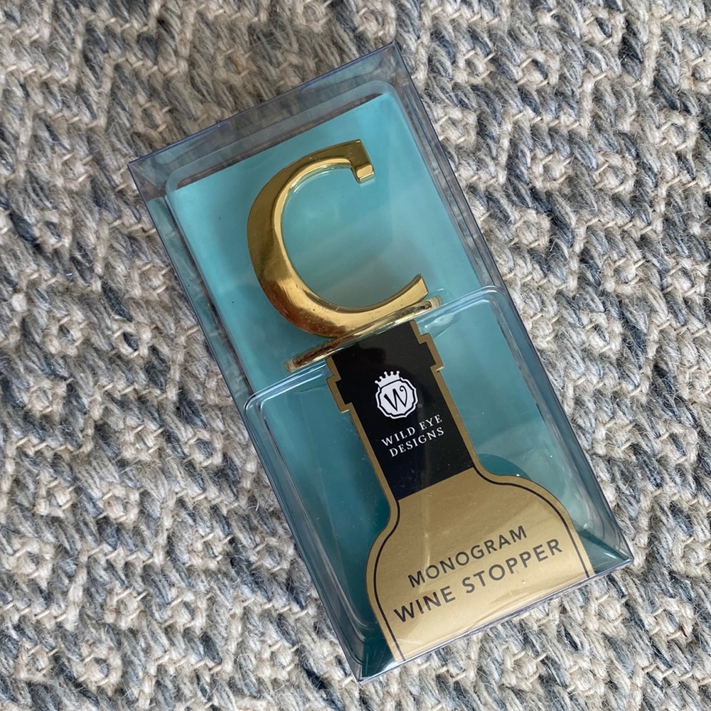 Monogram Gold Wine Stopper